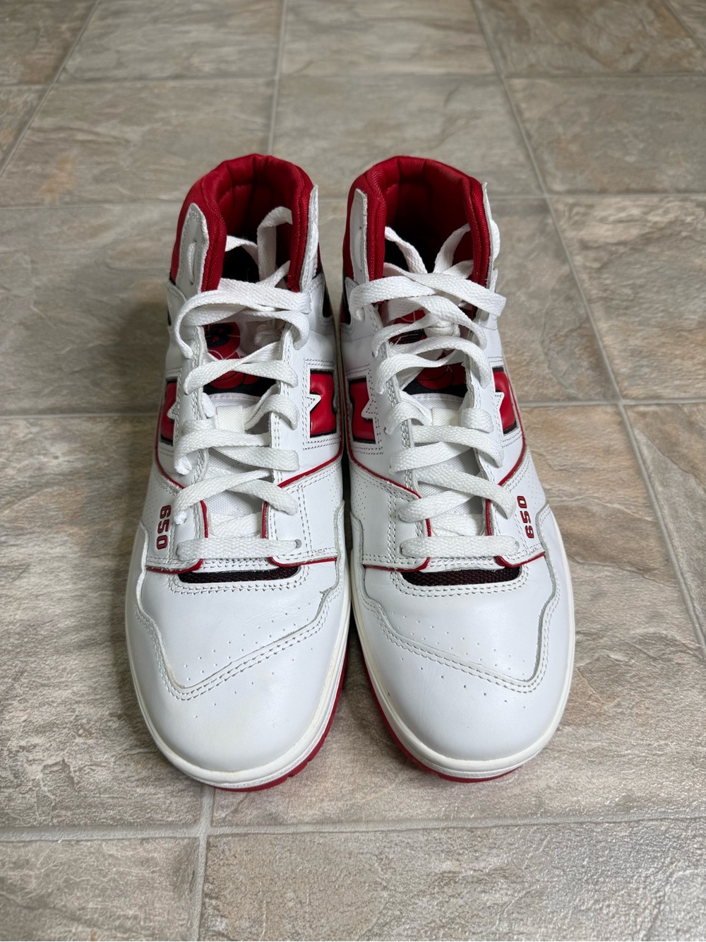 New Balance White and Red Men's Sneakers